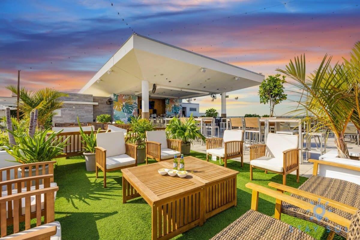 Best Stay - Rooftop Pool - Hollywood Beach Board - Walk Exteriör bild